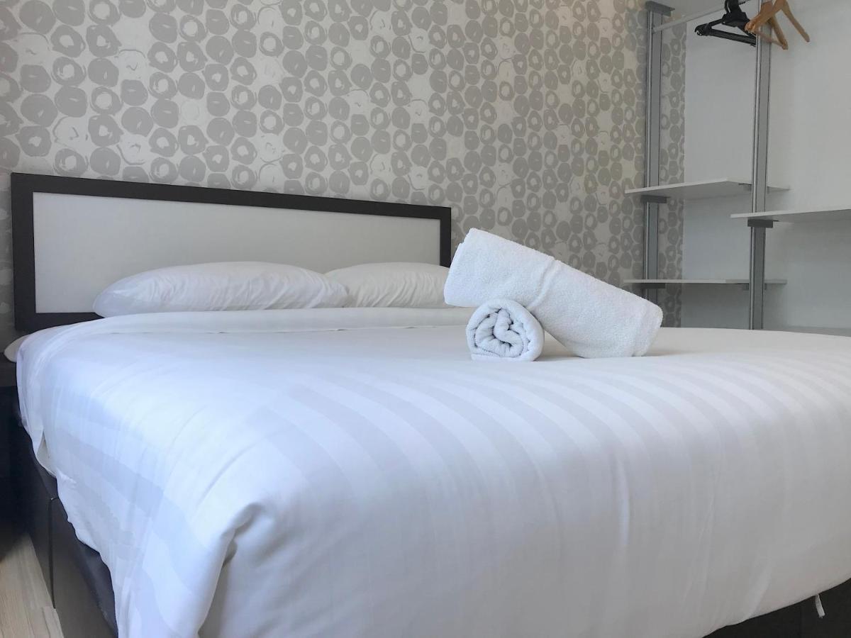 The Wave Suites Melaka Екстериор снимка