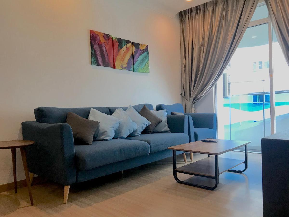 The Wave Suites Melaka Екстериор снимка