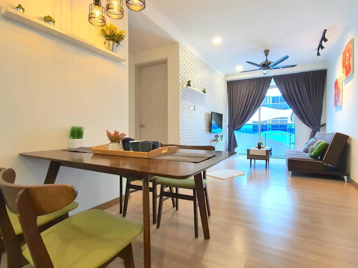 The Wave Suites Melaka Екстериор снимка