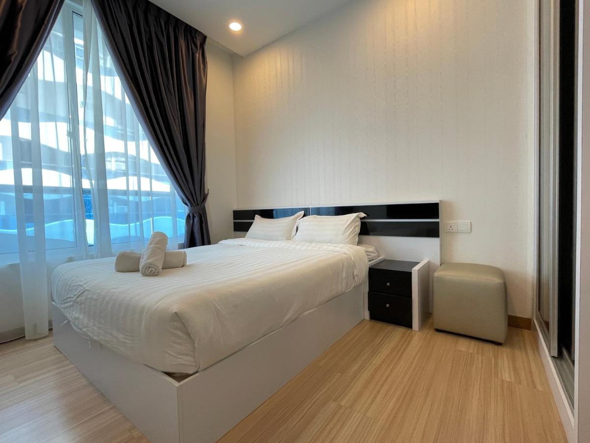The Wave Suites Melaka Екстериор снимка