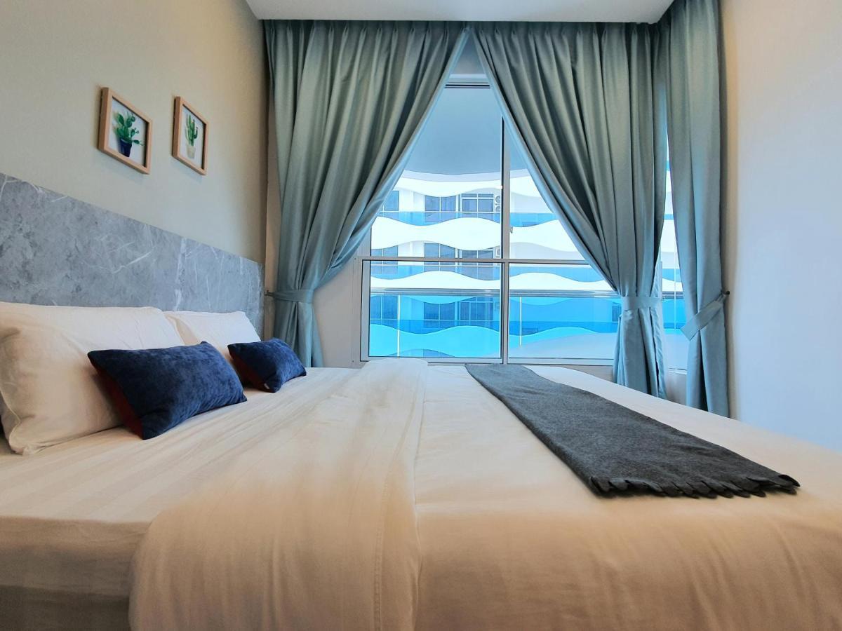 The Wave Suites Melaka Екстериор снимка