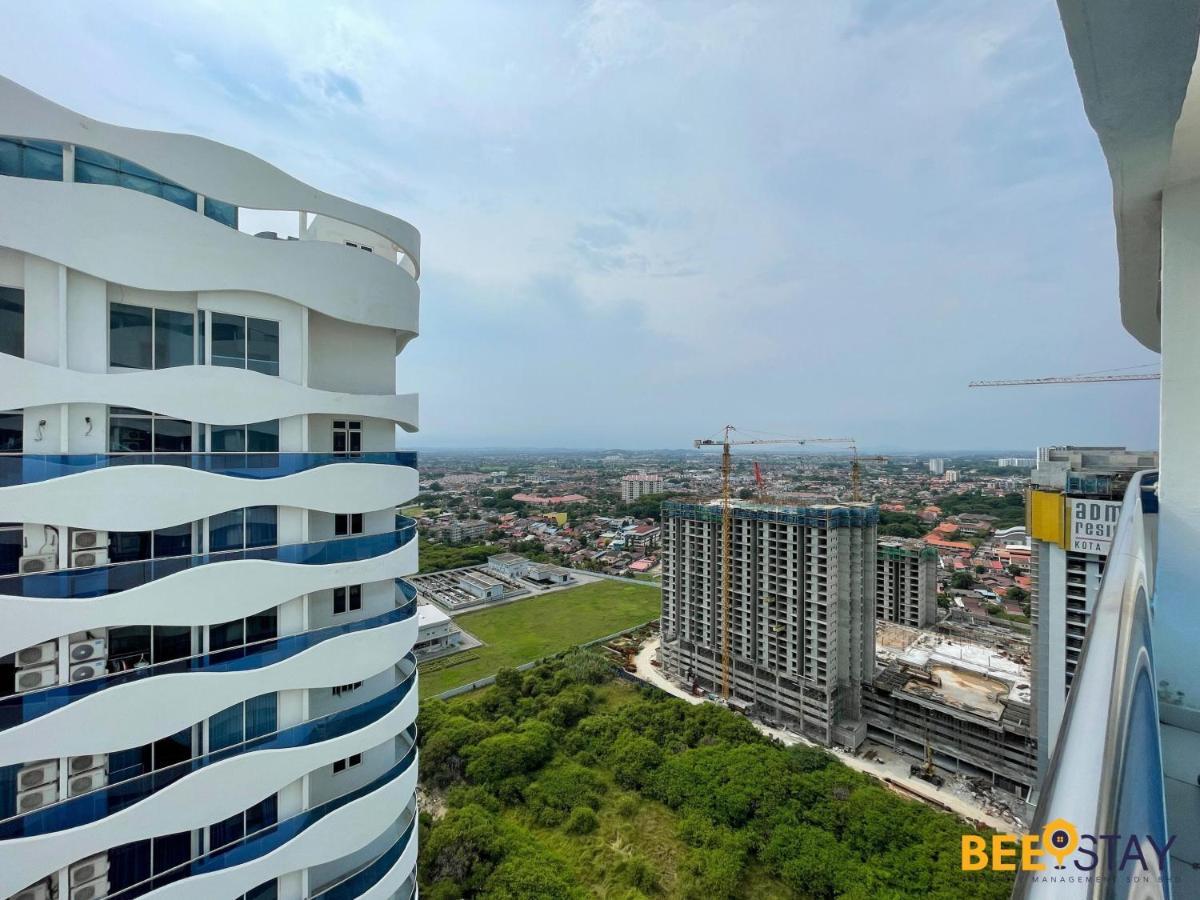 The Wave Suites Melaka Екстериор снимка